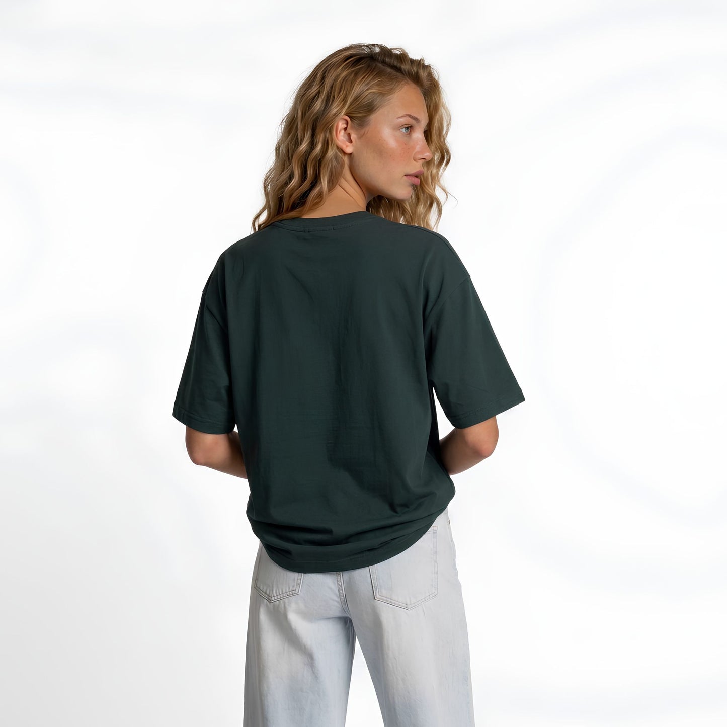 RIVARO Essential Tee — Dark Green