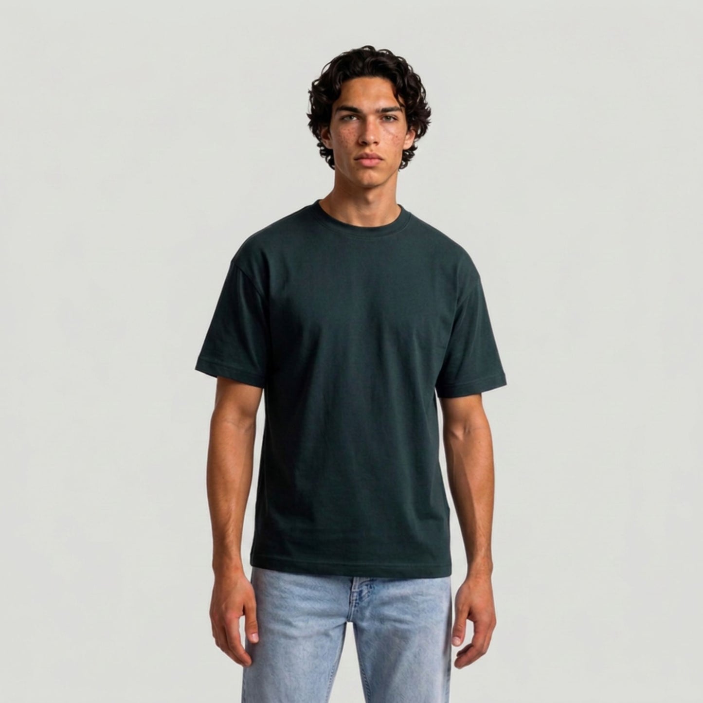 RIVARO Essential Tee — Dark Green